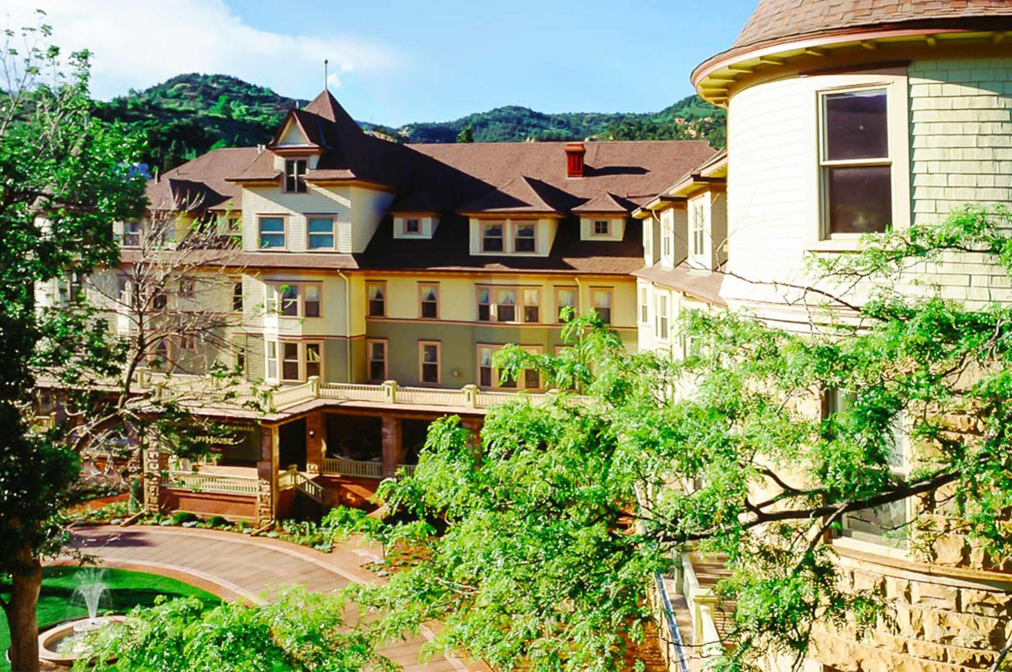 Cliff House At Pikes Peak Hotel Manitou Springs Bagian luar foto